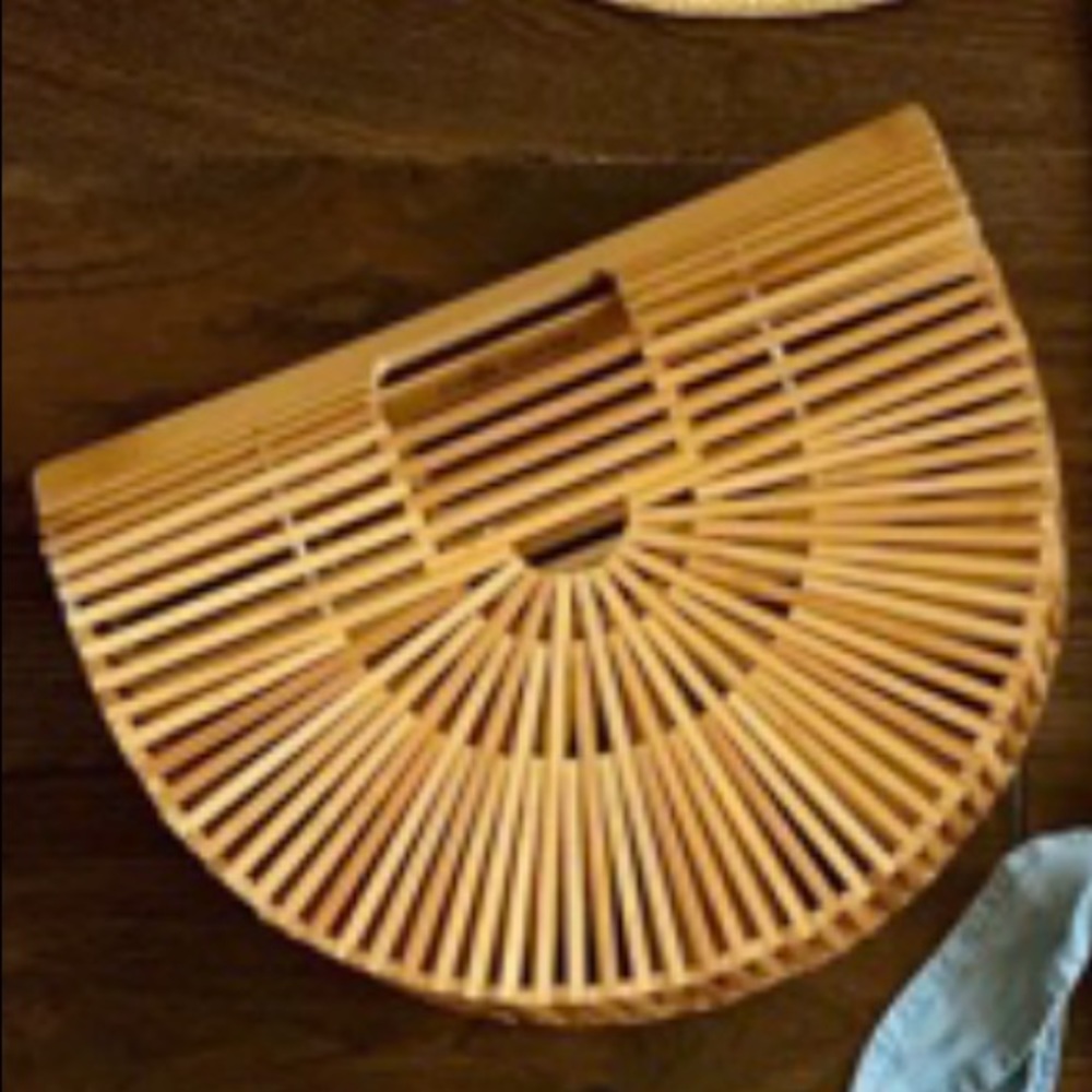 Bamboo clutch